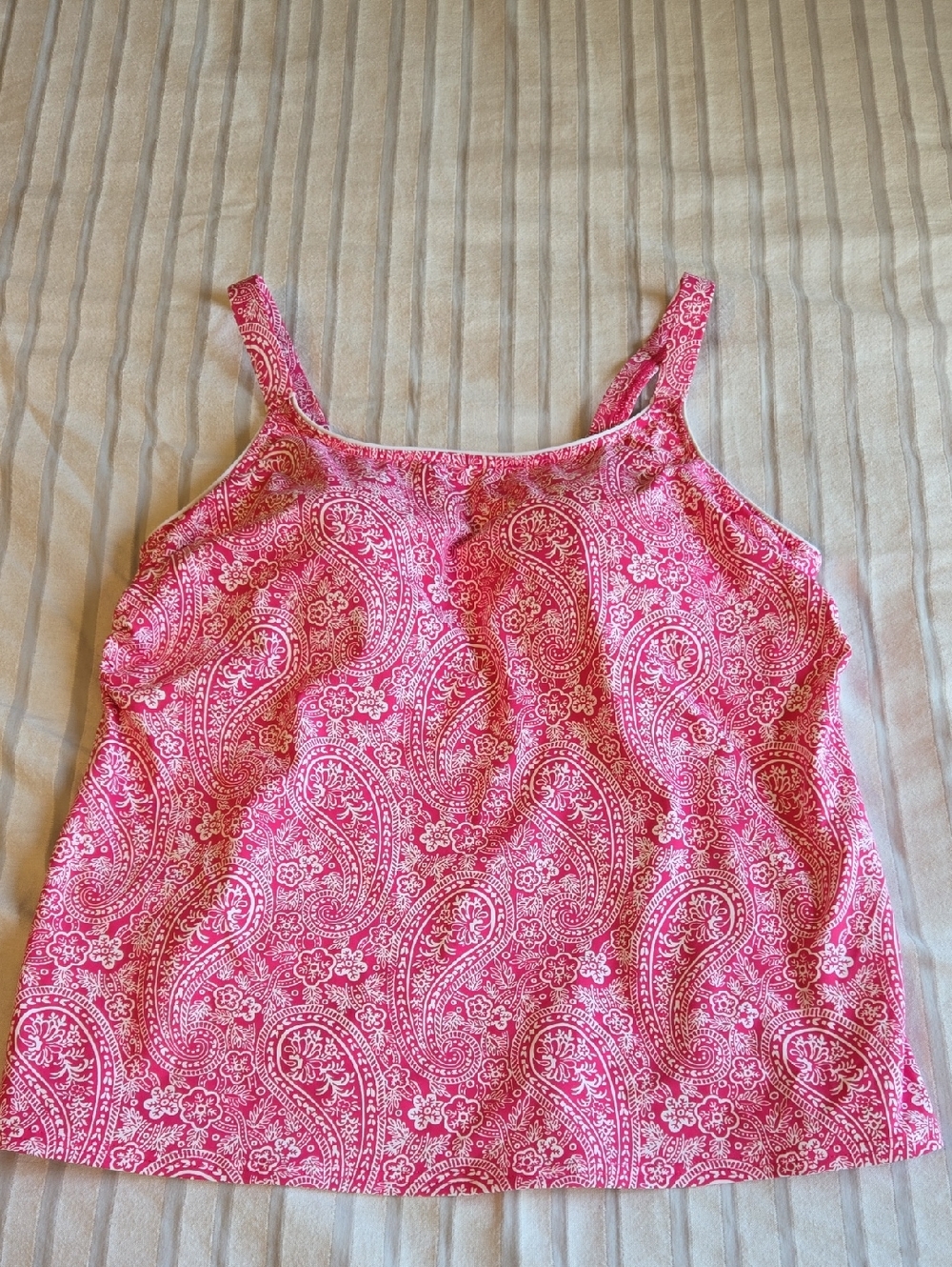 Lands' End Pink Paisley Swim Tank with Bright White Trim